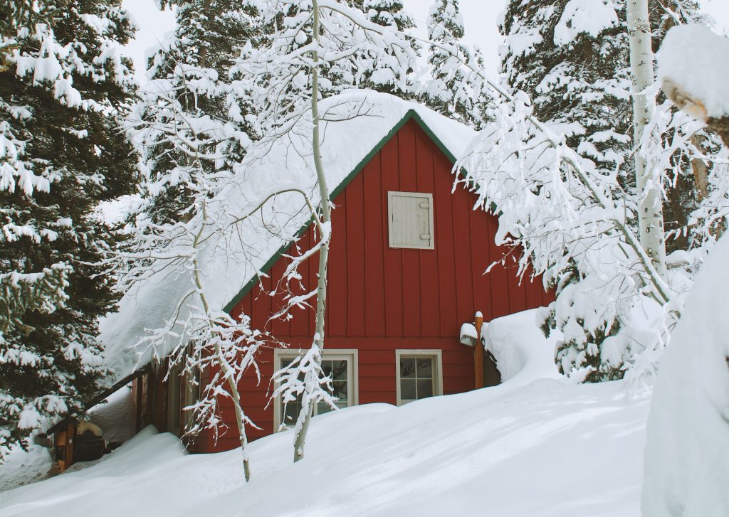 WALKING IN A WINTER WONDERLAND – ABER DIE DACHWARTUNG NICHT VERGESSEN!